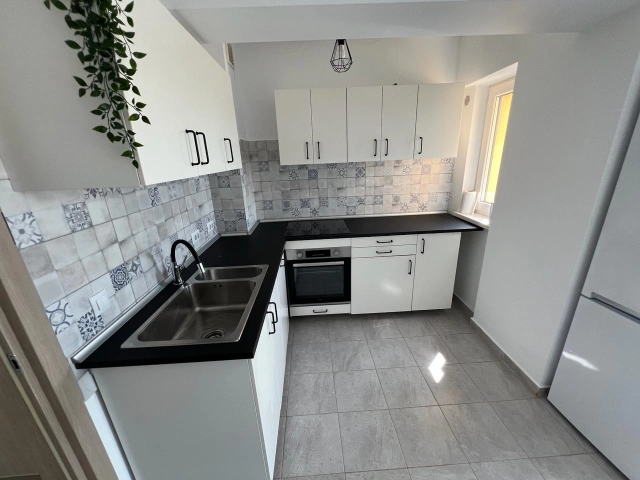 Apartament 3 camere - Tudor Vladimirescu