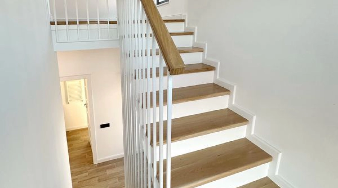 Oferta De vanzare casa, 4 camere, 120 mp, Miroslava,  Alin Automobile imagine 7