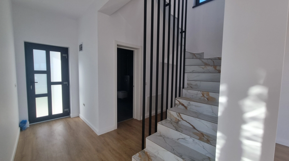 Oferta Casa de vanzare, 4 camere, 106 mp, Valea Adanca,  5 Drumuri imagine 3
