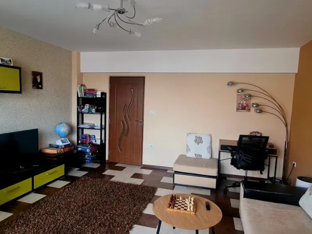 Apartament, 3 camere  decomandat,  100 mp, Calea Romanului, de inchiriat,  (Clinica Sf. Andrei ) 162096