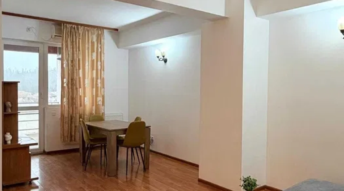 Oferta 2 camere, decomandat, 66 mp, de inchiriat apartament in zona Nicolina,  La doi pasi imagine 2