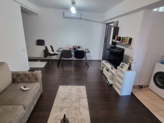 Apartament, 3 camere  semidecomandat,  70 mp, CUG, de inchiriat,  (Ideal Residence) 163021