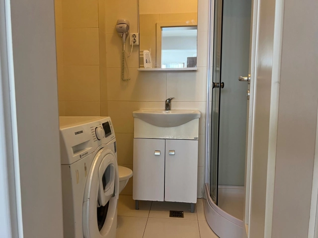 Apartament 3 camere - Centru
