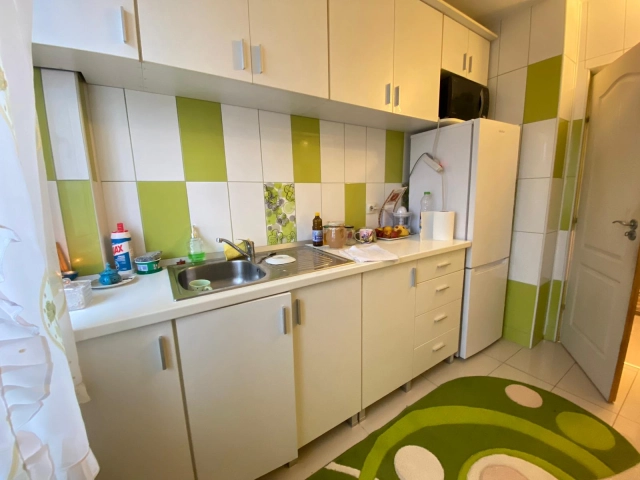 Apartament 3 camere - Podu Ros
