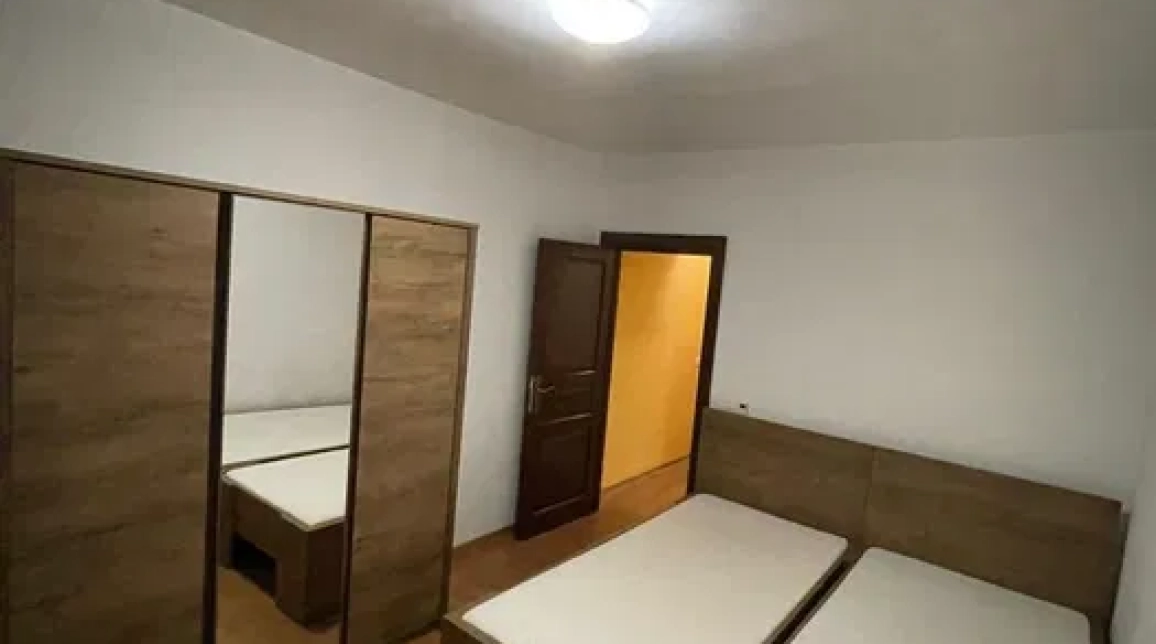 Oferta Apartament de vanzare, 4 camere, decomandat, 91 mp, Tatarasi,  Piata Chirila - Ateneu imagine 4