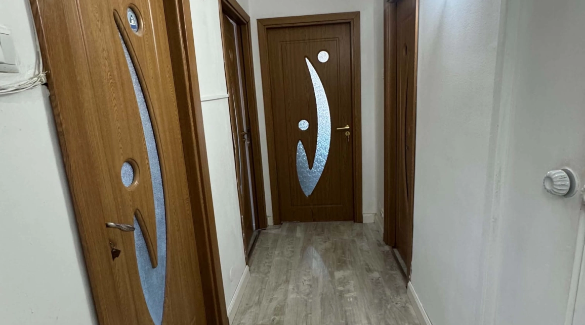 Oferta 2 camere, decomandat, 42 mp, de vanzare apartament in zona Alexandru cel Bun,  Zimbru imagine 2