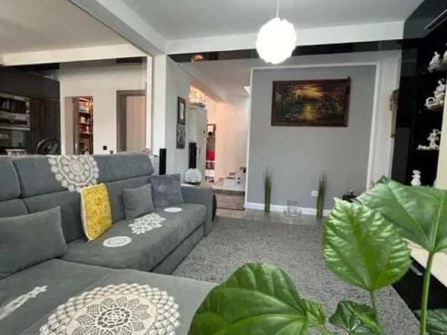 Apartament 4 camere - CUG