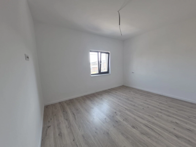 Apartament 3 camere - Bucium