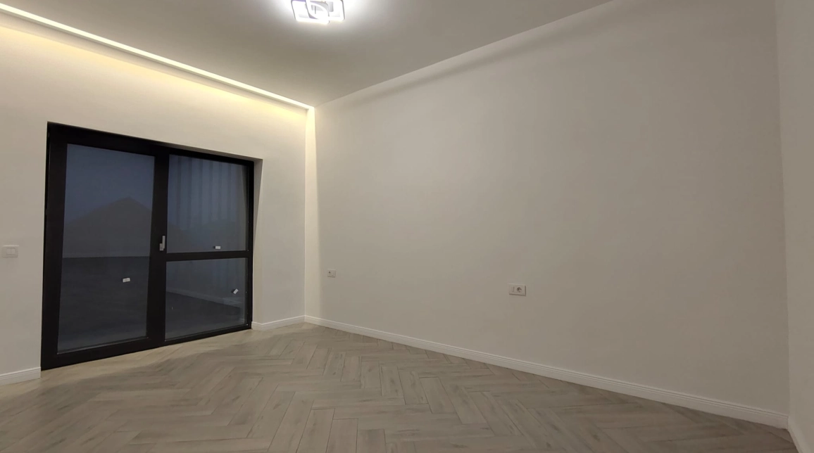 Oferta 4 camere, 131 mp, de vanzare casa in zona Popas Pacurari,  Valea Lupului - Antibiotice imagine 6