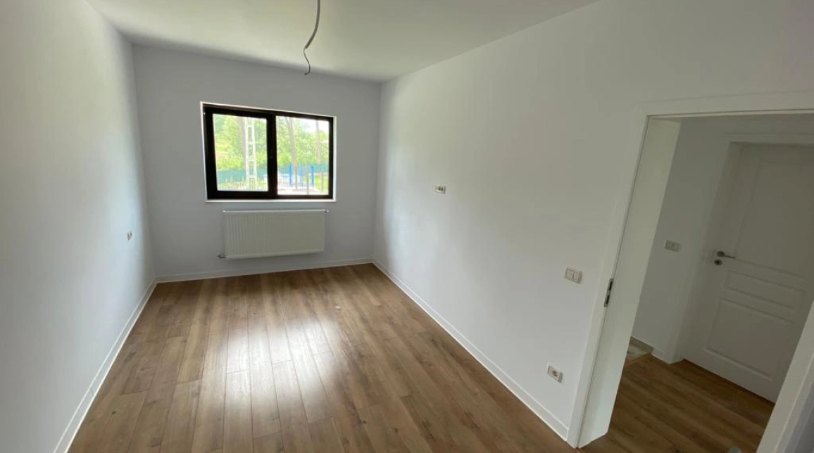 Oferta 4 camere, 100 mp, de vanzare casa in zona Miroslava,  2 km de Family Market imagine 4