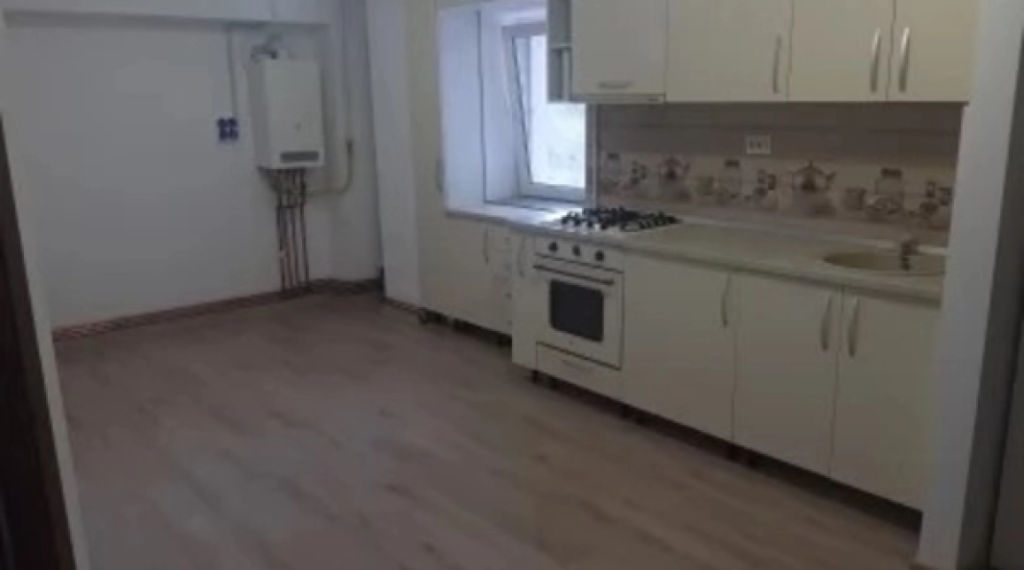 Apartament de inchiriat, 1 camera, decomandat, 44 mp , Pacurari, RDS ...