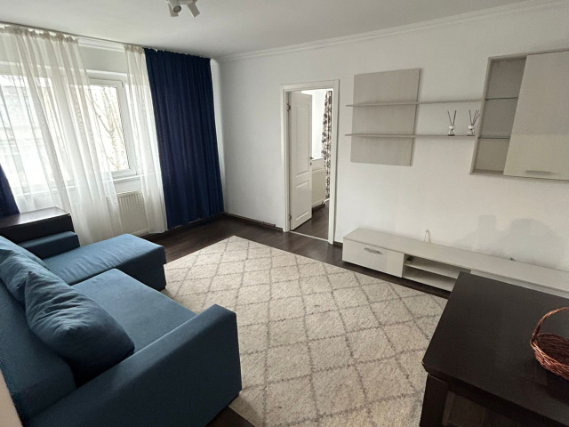 Apartament de inchiriat, 2 camere,  decomandat,  47 mp, Alexandru cel Bun,  (Minerva) 161190
