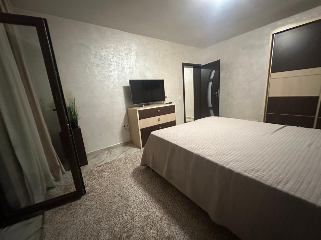 1 camera,  decomandat,  42 mp, de inchiriat apartament in zona Popas Pacurari,  (La 500 m de Penny Market) 162603