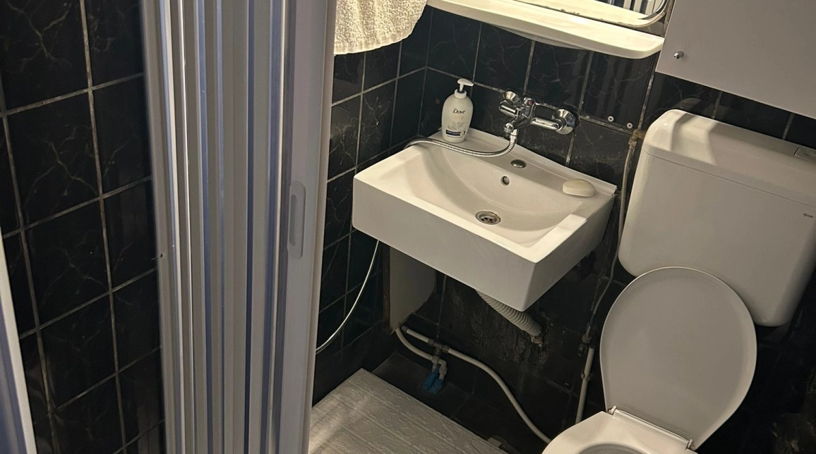 Oferta Podu Ros apartament 40 mp, 3 camere, semidecomandat, de vanzare,  Salubris imagine 10