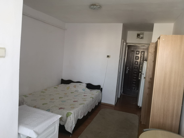 1 camera,  garsoniera,  24 mp, de vanzare apartament in zona Tudor Vladimirescu,  (Iulius Mall ) 162428