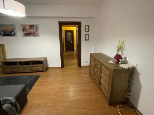 Apartament de vanzare, 4 camere,  decomandat,  91 mp, Tatarasi,  (Piata Chirila - Ateneu) 162845