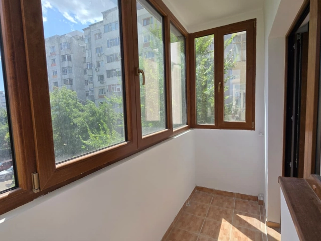 Apartament 3 camere - Alexandru cel Bun