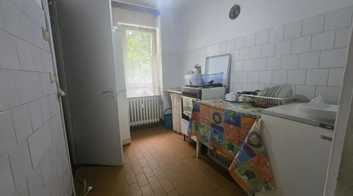 Oferta De vanzare apartament, 2 camere, semidecomandat, 50 mp, Podu Ros,  vis-a-vis de Facultatile din Tudor imagine 10