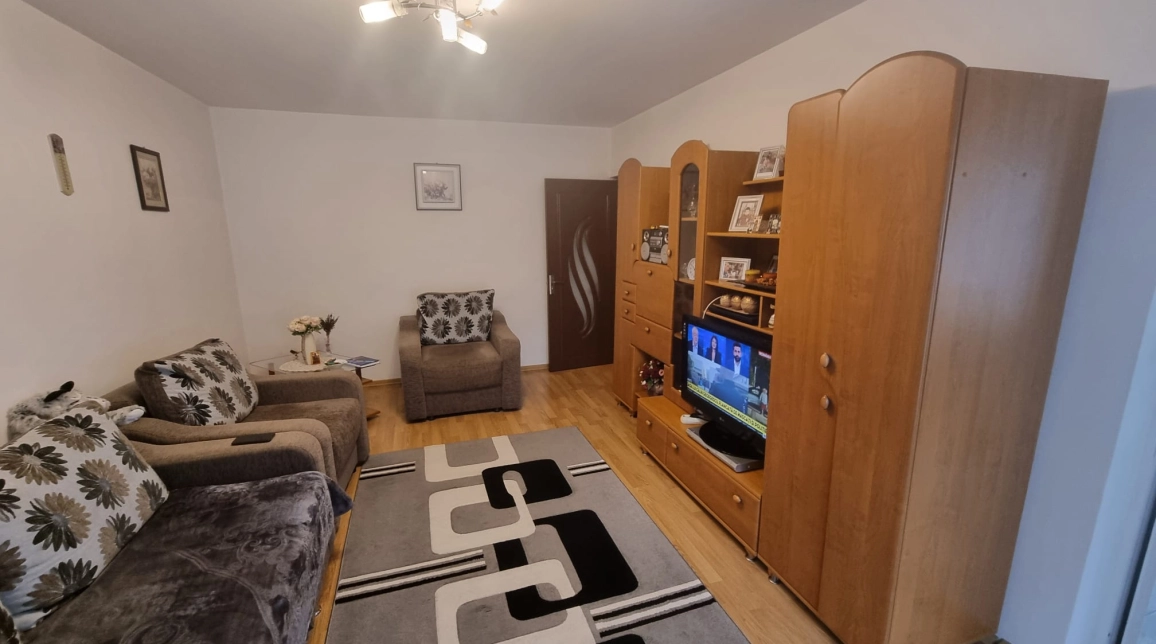 Oferta Nicolina apartament 52 mp, 2 camere, decomandat, de vanzare,  Nicolina 2 - Clopotari imagine 3