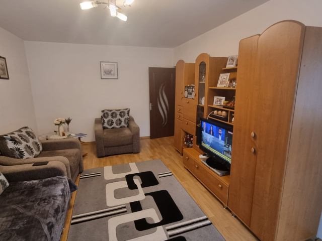 Nicolina apartament  52 mp, 2 camere,  decomandat, de vanzare,  (Nicolina 2 - Clopotari) 163364