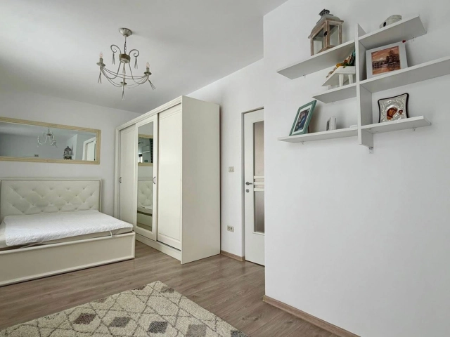 Apartament 3 camere - Valea Adanca