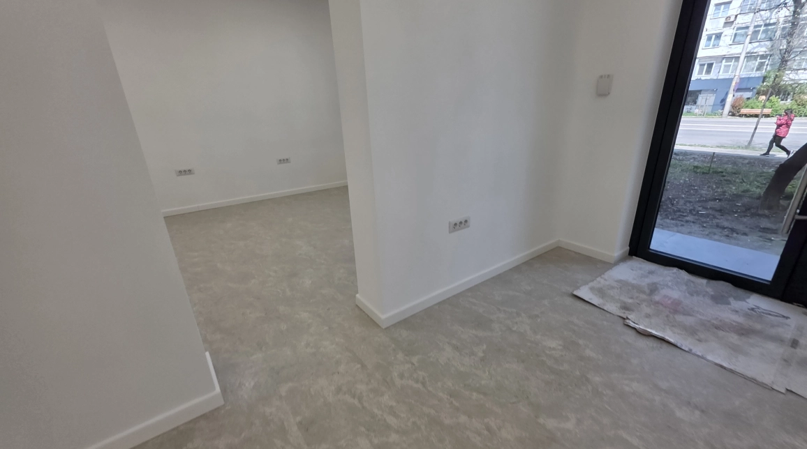 Oferta Spatiu comercial de inchiriat Podu Ros - Piata Nicolina  97mp  imagine 12