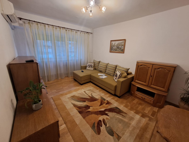 Pacurari apartament  72 mp, 3 camere,  decomandat, de inchiriat,  (Alpha Bank) 156069