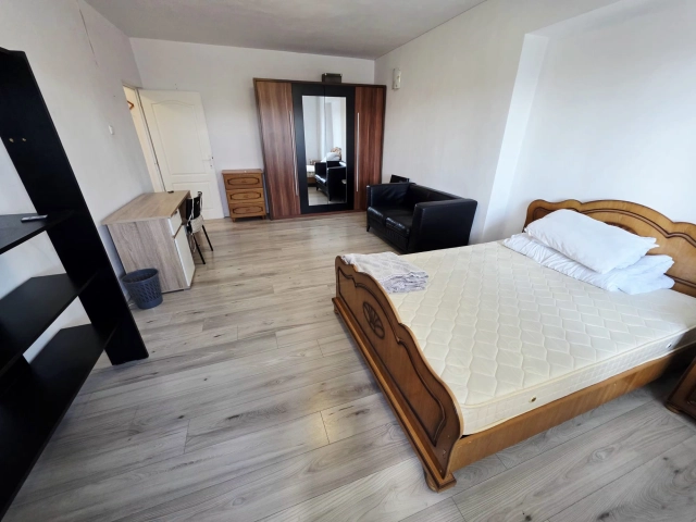 Apartament 2 camere - Alexandru cel Bun