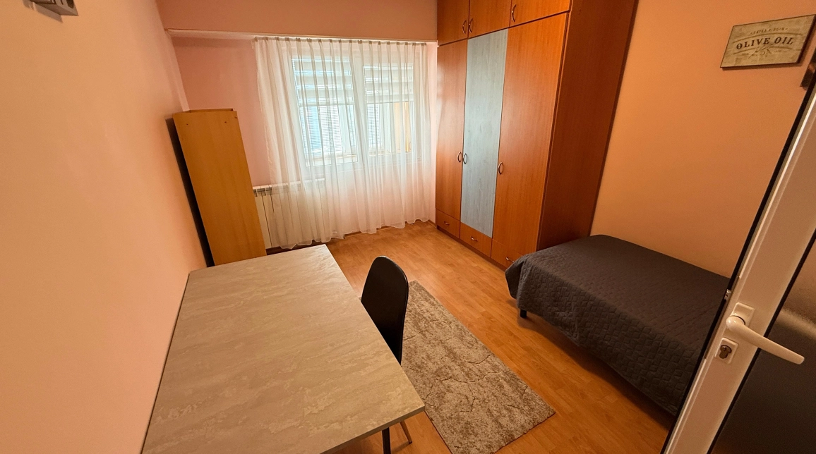 Oferta Apartament de inchiriat, 4 camere, decomandat, 100 mp, Pacurari,  Moara de Foc imagine 12