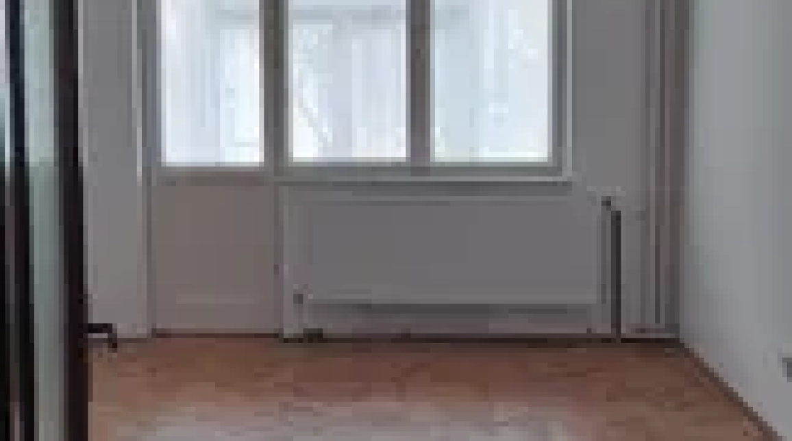 Oferta Apartament, 3 camere semidecomandat, 64 mp, Maratei, de vanzare,  Careffour imagine 1