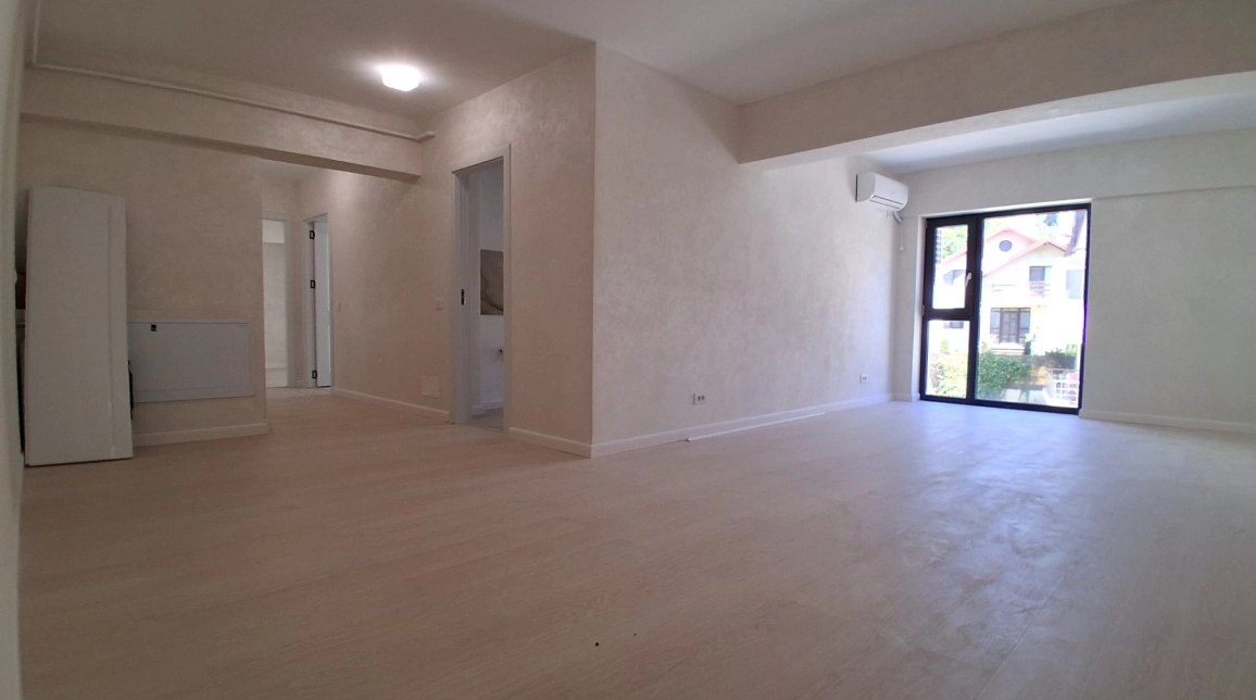Oferta Pacurari apartament 94 mp, 3 camere, decomandat, de vanzare,  ALPHA BANK, MUNCA INVALIZILOR imagine 1