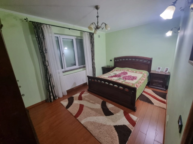 Apartament 3 camere - Nicolina