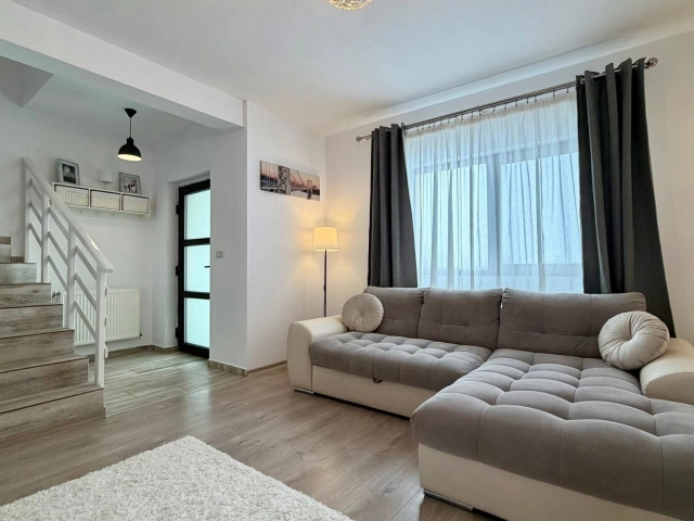 Apartament 3 camere - Valea Adanca