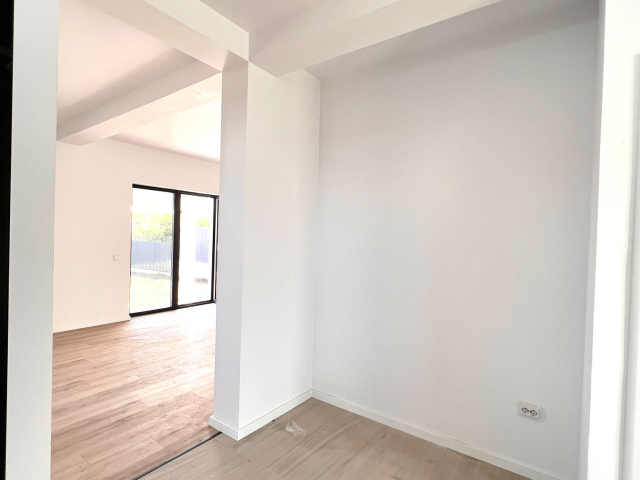 Miroslava vila 132mp, 4 camere,  de vanzare,  (Trans Anapet) 162019