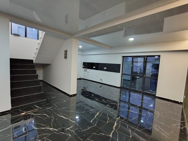 4 camere,  131mp, de vanzare casa in zona Popas Pacurari,  (Valea Lupului - Antibiotice) 159553