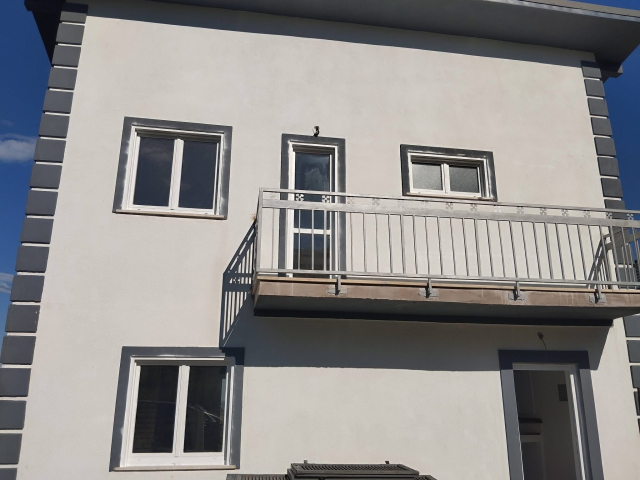 De vanzare casa, 4 camere,  155mp, Est,  ( Deal Pietricica) 162682