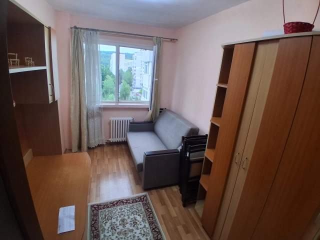 Apartament 3 camere - Mircea cel Batran