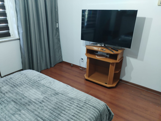 2 camere,  decomandat,  50 mp, de inchiriat apartament in zona Centru,  (Bld. Independentei - UMF) 163158