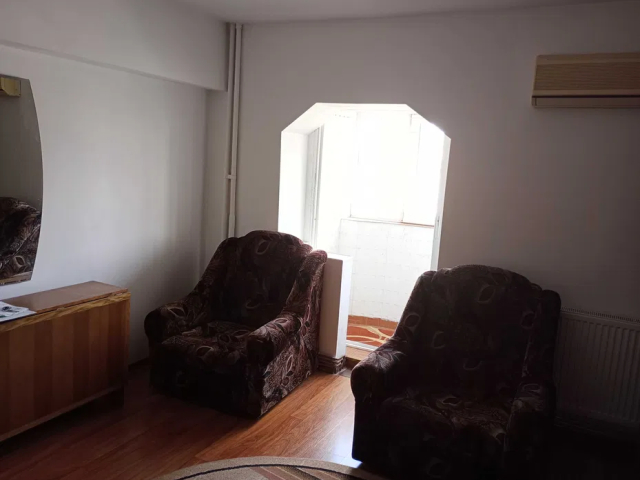Gara apartament  38 mp, 1 camera,  decomandat, de inchiriat,  (McDonald's) 163324