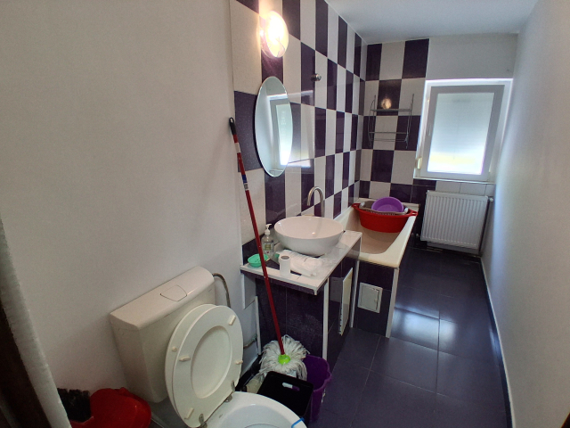 1 camera,  decomandat,  35 mp, de inchiriat apartament in zona Tudor Vladimirescu,  (IULIUS MALL) 163338