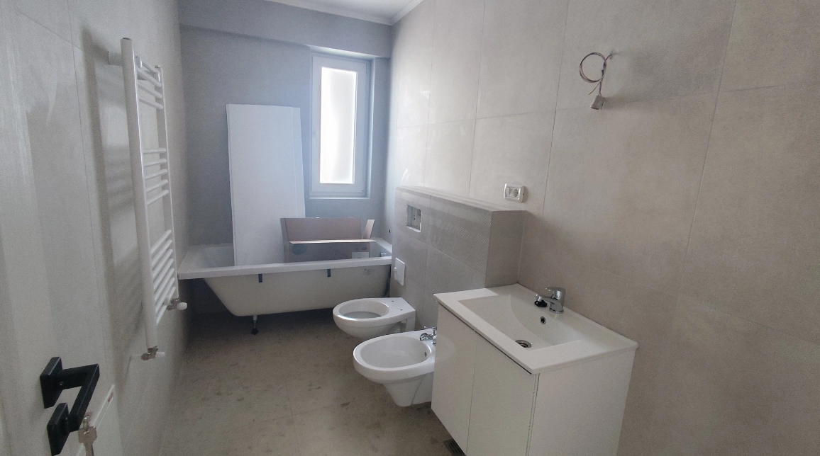 Oferta Apartament nou de vanzare, 3 camere, semidecomandat, 80 mp, Popas Pacurari,  400m de la drumul european imagine 6