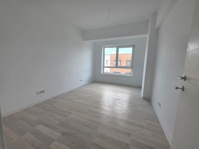 Apartament 2 camere - Podul de Fier