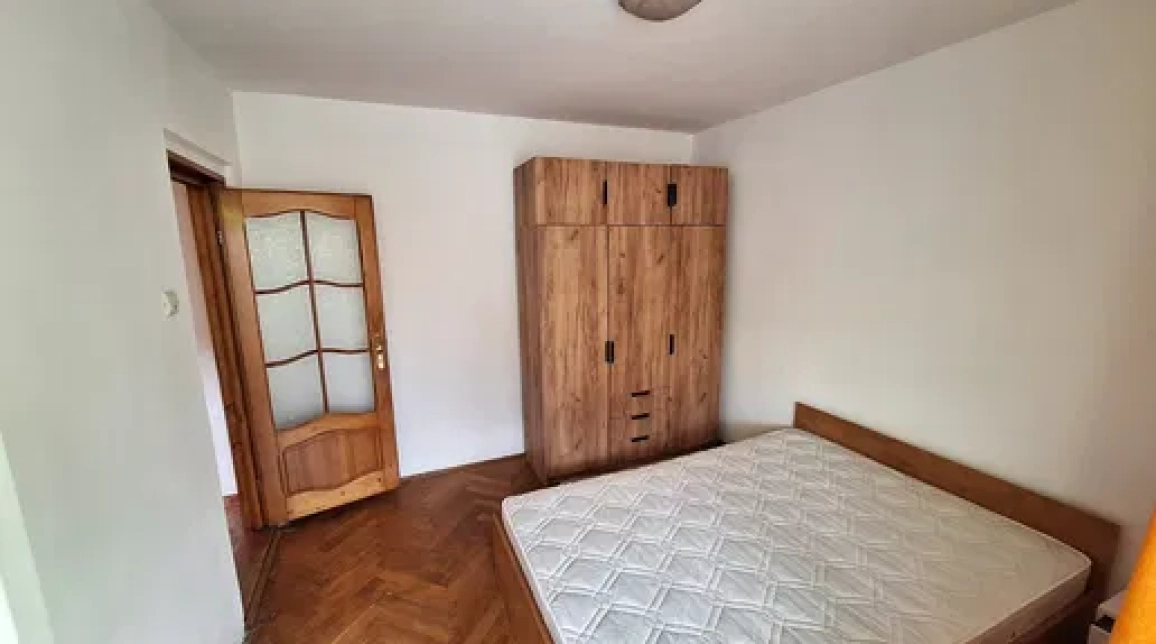 Oferta Darmanesti apartament 40 mp, 2 camere, decomandat, de vanzare imagine 3