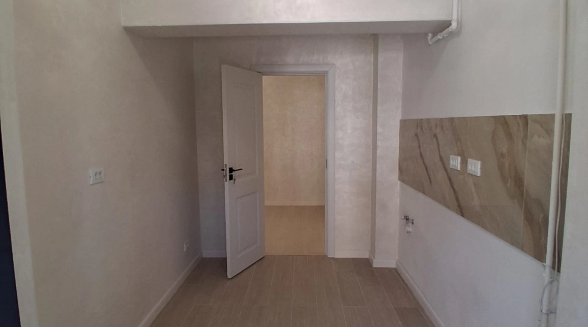 Oferta Pacurari apartament 94 mp, 3 camere, decomandat, de vanzare,  ALPHA BANK, MUNCA INVALIZILOR imagine 4