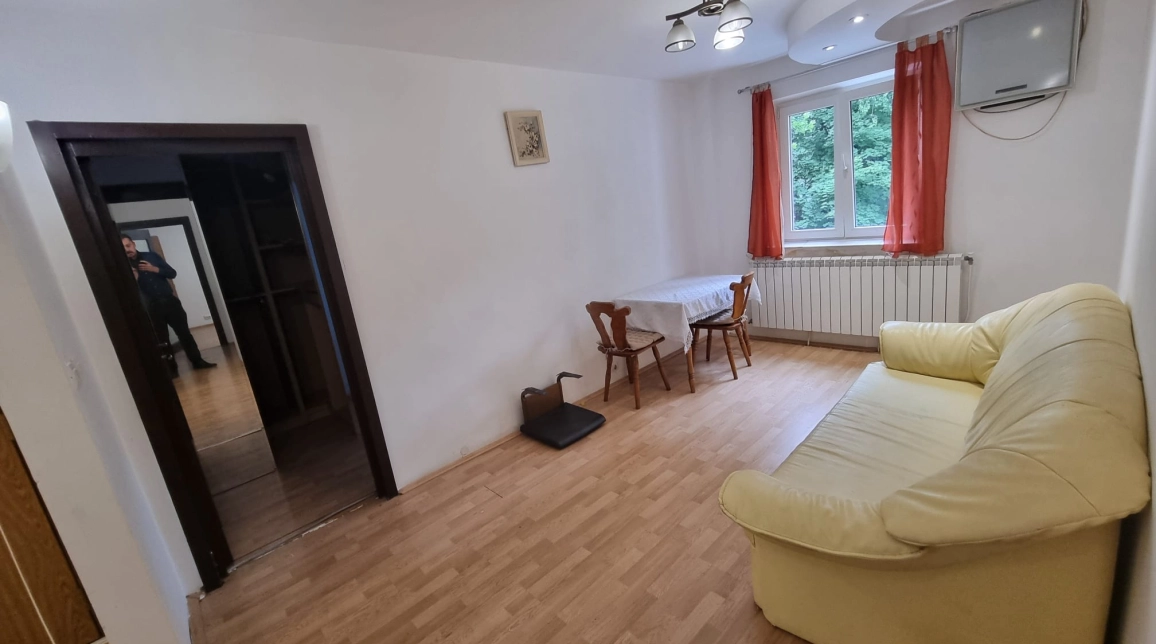 Oferta Apartament, 4 camere decomandat, 79 mp, Tatarasi, de vanzare,  Dispecer-Posta imagine 7