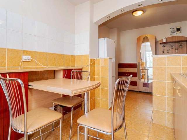 Apartament 3 camere - Pacurari