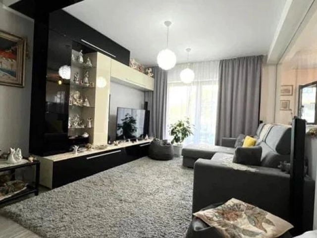Apartament 4 camere - CUG