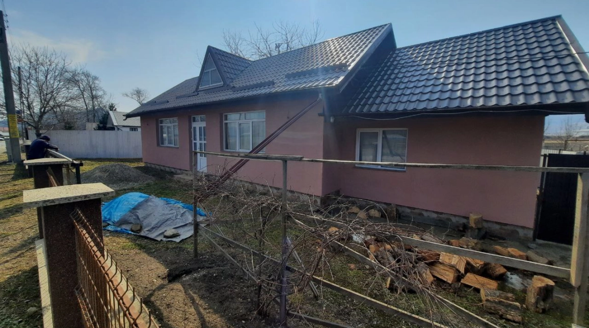 Oferta De vanzare casa, 2 camere, 100 mp, Tg Neamt,  Luca / Vanatori imagine 2