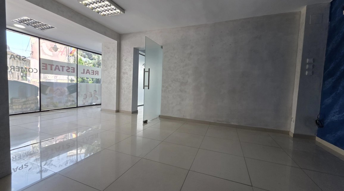 Oferta Spatiu comercial de inchiriat Centru P-ta Unirii 45mp  imagine 2