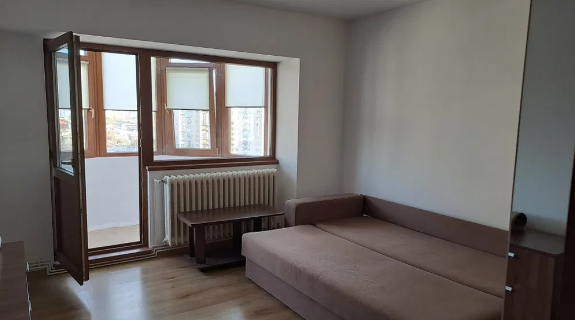 Oferta Pacurari apartament 38 mp, 1 camera, decomandat, de inchiriat,  Kaufland imagine 1